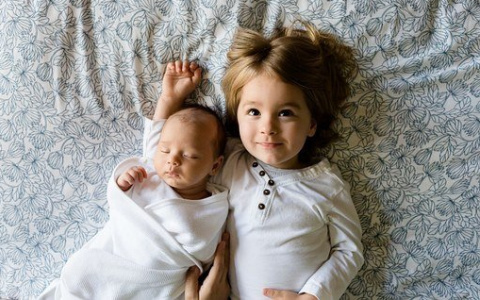 В России изменились правила получения детских пособий