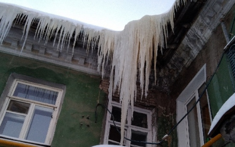 Проверка кировских коммунальщиков: какие нарушения выявили в Ленинском районе?