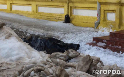 Что обсуждают в Кирове: погибшая под снежной глыбой женщина и резкое потепление