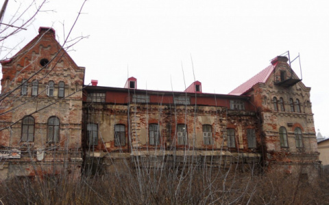 После вмешательства прокуратуры дом Аверкия Перминова признали аварийным