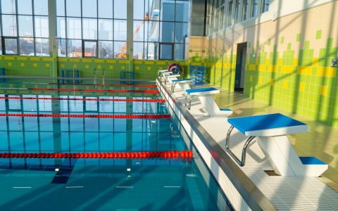 В кировском спорткомплексе "Вересники" после ЧП вновь открыли бассейн