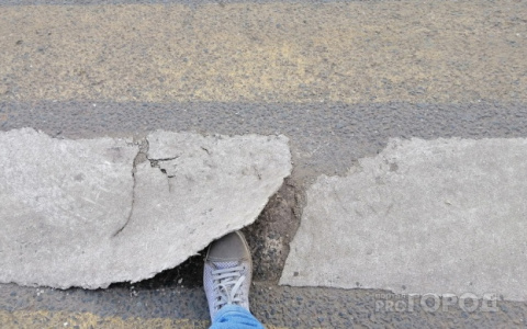 Блажь или необходимость: в Кирове потратят 39 млн на обновление разметки, светофоров, камер и ограждений