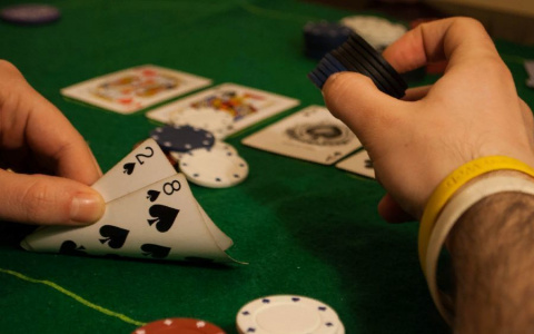 В Кирове обнаружили подпольный игровой клуб на улице Советской