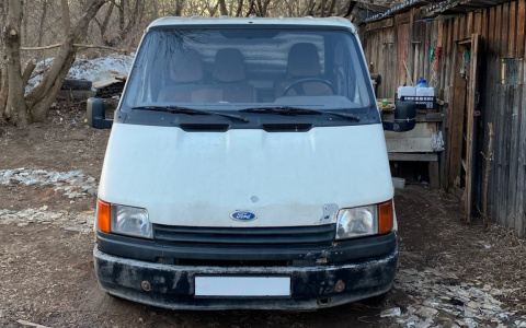У кировчанина за долги по электроэнергии арестовали «Форд Транзит»