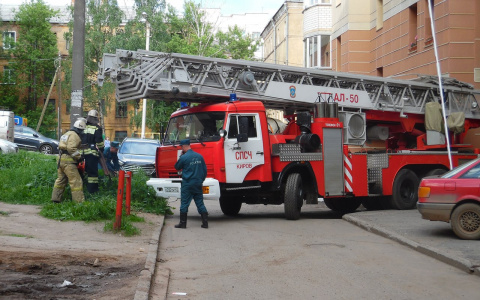 В Кировской области шлагбаумы во дворах признали незаконными