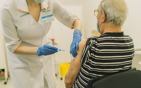 Еще в одном ТЦ в Кирове откроют пункт вакцинации от коронавируса