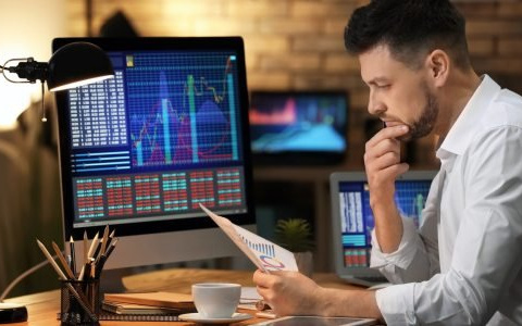 Случайно стал инвестором и потерял деньги: как не купить кота в мешке в банке