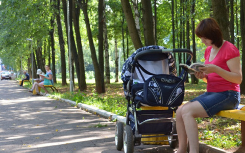 Новые меры поддержки семей планируют запустить с 1 июля