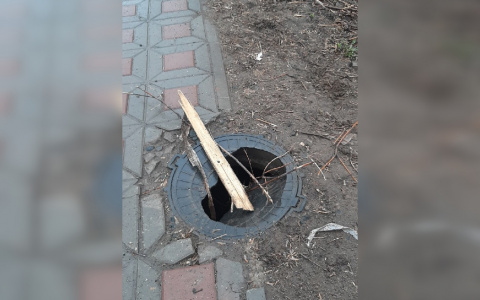 Будьте осторожны: в разных районах Кирова заметили открытые люки