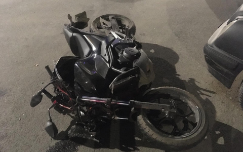 В центре Кирова водитель иномарки сбил мотоциклиста