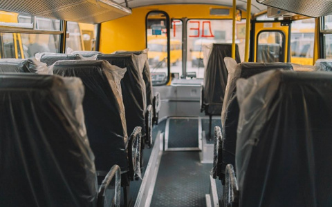 Уже в 2021 году в регионы придут новые школьные автобусы