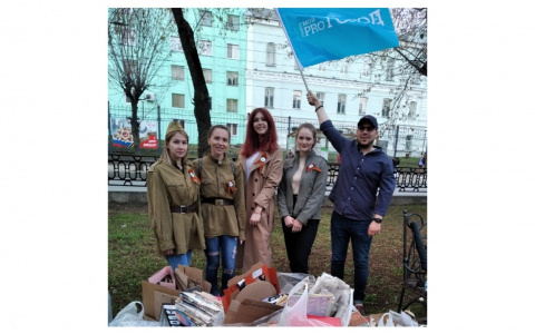 Жители Кирова  за 2 часа собрали 400 килограммов макулатуры