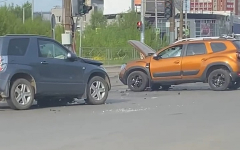 В Кирове произошло массовое ДТП на улице Московской