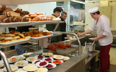 В Кирове суд дважды наказал недобросовестного поставщика продуктов