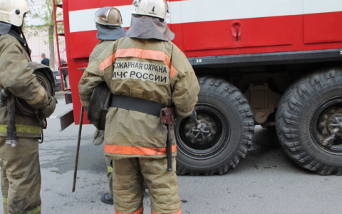 В Кировской области дети случайно подожгли дом