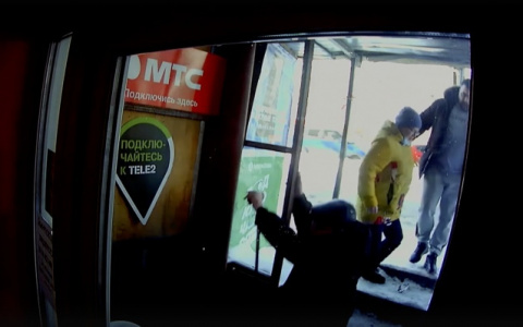 Что обсуждают в Кирове: мера пресечения пнувшему инвалида и сроки окончания пандемии