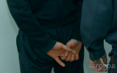 В Кирове будут судить мужчину, который угрожал 12-летнему сыну убийством