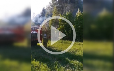 «Оно, как птица Феникс, его пытаются сжечь, да не могут!»: в Кирове горело здание бывшего КВАТУ