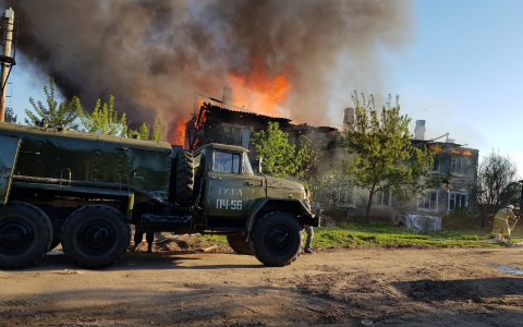 В Туже местный житель вывел человека из горящего дома