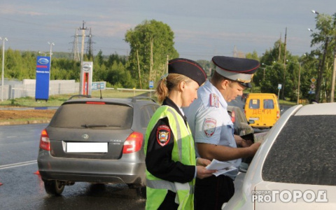 В Кирове полицейские стреляли по колесам авто под управлением бесправника