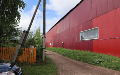 Незаконная автомойка в Кирове продолжает работать