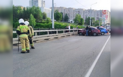 Что обсуждают в Кирове: ДТП на Старом мосту и поиски пропавшей девушки