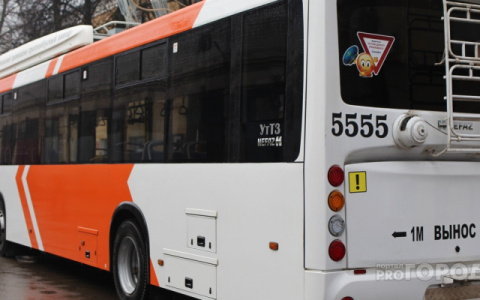 С 28 мая на кировском железнодорожном вокзале можно купить билеты на автобус