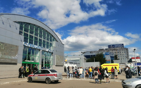 Из крупного ТЦ на улице Воровского эвакуировали всех посетителей