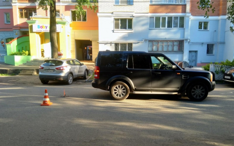 В центре Кирова водитель Land Rover сбил 8-летнего мальчика