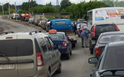 Нововятский переезд в Кирове перекроют в ночь с воскресенья на понедельник