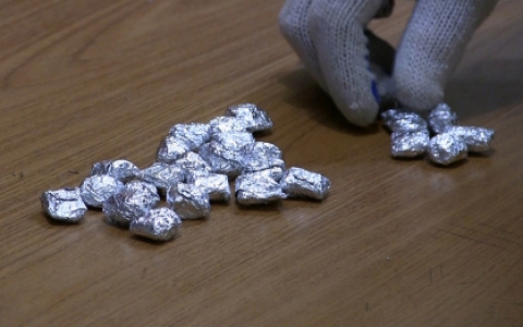 16-летняя кировчанка раскладывала по городу «закладки»