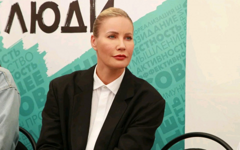 Елена Летучая поддержала идею партии «Новые люди» отказаться от «мусорных» операторов-монополистов