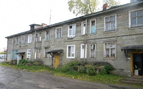 Жителей аварийных домов Кировской области расселят раньше срока