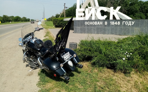 Житель Кирова за сутки доехал на мотоцикле до курорта на Азовском побережье