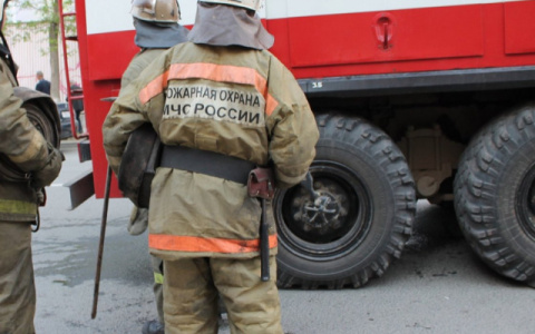 «Огромное человеческое спасибо»: жители Котельнича поблагодарили пожарных за спасение домов