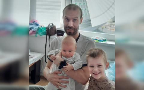 «Хочу увидеть первые шаги сына»: 35-летний кировчанин борется с 4 стадией онкологии