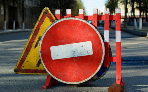 В Кирове 20-й автобус изменил маршрут из-за работ на теплосетях