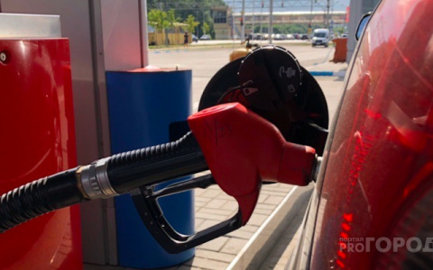 Цена на бензин 92 и 95 марок побила исторический рекорд