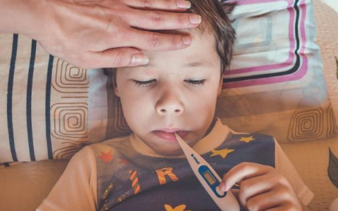 Ученые рассказали об опасном течении коронавирусной инфекции у детей