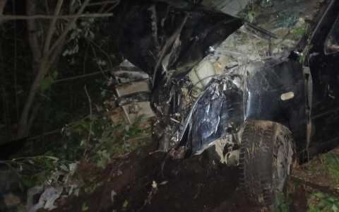 В Кирове в ДТП на трассе пострадали трое взрослых и 9-летняя девочка