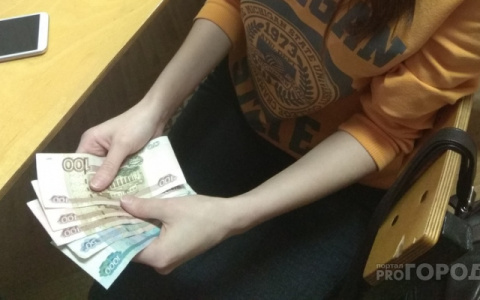 В России хотят запретить тратить детские пособия на алкоголь и табак