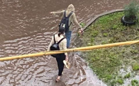 Что обсуждают в Кирове: ДТП с массовыми пострадавшими и видео затопленных после ливня улиц