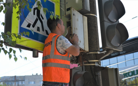 В администрации рассказали, когда в Кирове отремонтируют светофоры