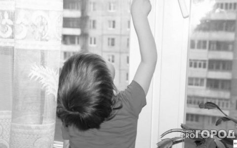 В Кирово-Чепецке 3-летний мальчик разбился насмерть, выпав из окна
