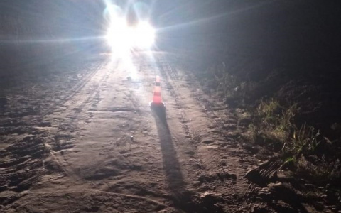 В Кировской области 15-летняя девочка на мопеде сбила пешехода