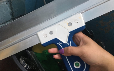 В Кирове отделочники украли золото на 200 тысяч рублей из квартиры женщины