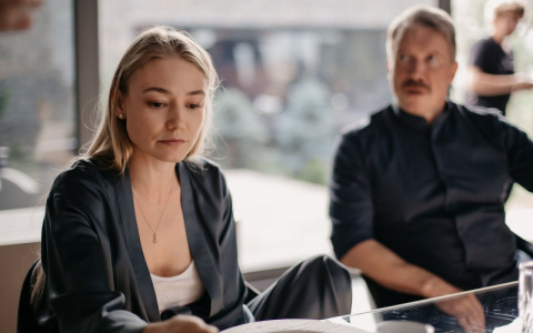 more.tv при участии Wink экранизирует «The Телки» Сергея Минаева со звездным актерским составом