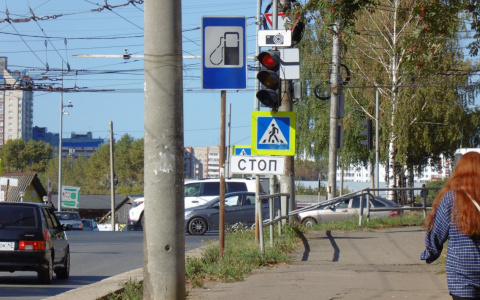 Прокуратура выявила в Кирове 25 светофоров в аварийном состоянии