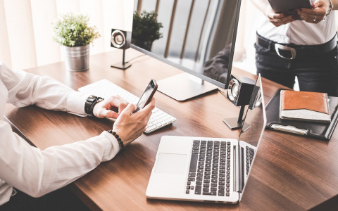 20 лет разговоров за месяц: куда звонят кировские бизнесмены