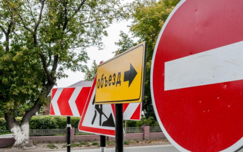 В Кирове почти до конца месяца перекрыли улицу МОПРа